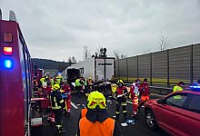 Vier Tote bei Kollision auf Autobahn in Österreich - Unbekannt/FF-PITTEN via APA/dpa