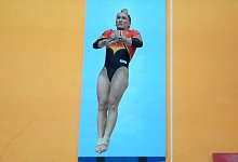 Turnen: Weltmeisterschaft in Jakarta - Tatan Syuflana/AP/dpa