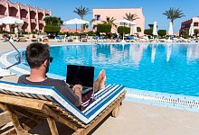 Workation - Benjamin Nolte/dpa-tmn