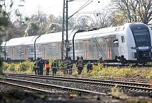 Oberleitungsschaden - Zug in Neuss evakuiert - Jan Ohmen/dpa