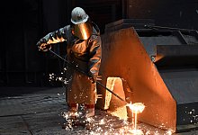 Stahlproduktion bei Thyssenkrupp Steel - 1 - picture alliance/dpa