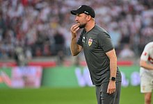 Trainer Sebastian Hoene&szlig; vom VfB Stuttgart - Jan-Philipp Strobel/dpa/Archivbild