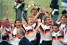 WM 1990 - Foto: Frank Kleefeldt/dpa