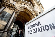 Teststation - Foto: Fabian Sommer/dpa