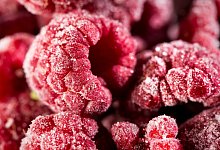 Gefrorene Himbeeren - Foto: Franziska Gabbert/dpa-tmn