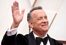 Tom Hanks spielt den durchtriebenen Elvis-Manager Colonel Tom Parker. - Jordan Strauss/Invision/AP/dpa