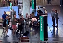 Angriff auf Autor Salman Rushdie - Uncredited/AP/dpa