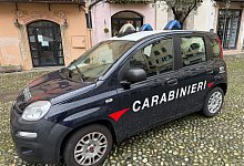 Fahrzeug der italienischen Carabinieri - Robert Messer/dpa