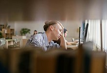 Recherche im Netz zur NS-Zeit - Symbolfoto: pexels.com