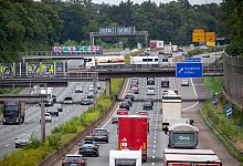 Letzter Schultag vor den Sommerferien in Nordrhein-Westfalen - Thomas Banneyer/dpa