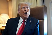 Trump proklamiert den Golf-von-Amerika-Tag - Ben Curtis/AP/dpa