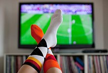 Fu&szlig;ball-EM schauen - Rolf Vennenbernd/dpa/dpa-tmn