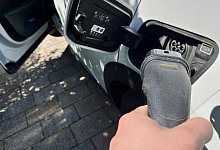 E-Auto laden - 1 - Till Brand