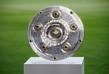 Meisterschale - Matthias Balk/dpa