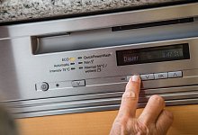 Geschirrsp&uuml;ler - Christin Klose/dpa-tmn