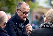 Bundeskanzler Merz zu Bürgergesprächen im Sauerland - Christoph Reichwein/dpa