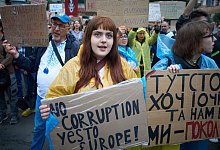 Ukraine- Krieg - Proteste in Kiew - Efrem Lukatsky/AP/dpa