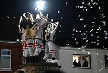 Nikolaus-Tradition "Klaasohm" auf der Nordseeinsel Borkum - Lars Penning/dpa