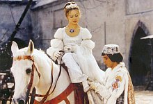 Weihnachtsfilm "Drei Haseln&uuml;sse f&uuml;r Aschenbr&ouml;del" - -/Degeto/WDR/dpa