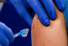 Impfung - Foto: Hendrik Schmidt/dpa/Symbolbild