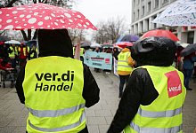 Verdi-Warnweste - Stefan Rampfel/dpa