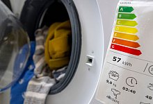 Energielabel auf Waschmaschine - Monika Skolimowska/dpa