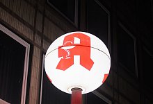 Apotheker beklagen anhaltende Lieferengp&auml;sse - Philip Dulian/dpa