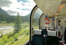 Blick aus dem Bernina Express - Verena Wolff/dpa-tmn