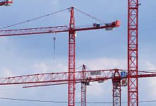 Wohnungsbau - Baukr&auml;ne in M&uuml;nchen - Carsten Hoefer/dpa