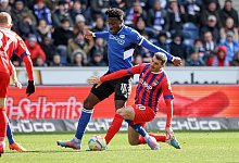 Bryan Lasme (M.) war gegen Heidenheim ein Aktivposten in den Reihen von Arminia Bielefeld. - Oliver Krato