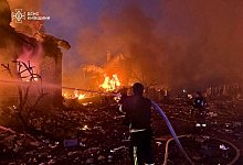 Ukraine-Krieg - Region Kiew - Drohnenangriff - Uncredited/Ukrainian Emergency Service/AP/dpa