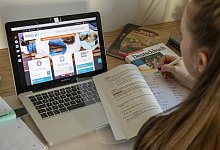 Digital und analog gemischt - Foto: Stefan Puchner/dpa/dpa-tmn