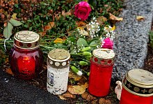 Gedenken - Foto: Swen Pf&ouml;rtner