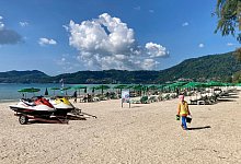 Der Strand von Patong - Foto: Carola Frentzen/dpa