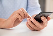 Mehr Datenschutz beim Smartphone - Foto: Christin Klose/dpa-tmn