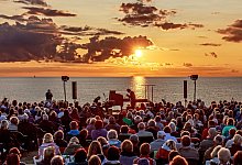 Endlich wieder Konzerte - an der frischen Luft - Foto: Voigt & Kranz UG Prerow/ostsee-kuestenbilder.de/TV Fischland-Darß-Zingst/dpa-tmn