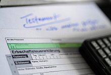 Vererben oder Verschenken? - Foto: Hans-J&uuml;rgen Wiedl/dpa-Zentralbild/dpa