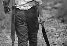 Der Mann war mit einer Machete unterwegs. - Pixabay