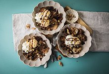 Birnen-Schokolade-Crumble - Christin Klose/dpa-tmn