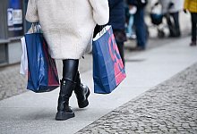 Weihnachts-Shopping - Jens Kalaene/dpa-Zentralbild/dpa