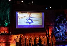 Seit dem Jahre 1951 begehen j&uuml;dische Menschen aus der ganzen Welt den Holocaust-Gedenktag in Jerusalem. - Wang Zhuolun/Xinhua/dpa