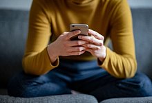 Smartphone - Foto: Fabian Sommer/dpa