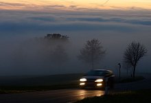 Zeitumstellung: Auf der Stra&szlig;e die Aufmerksamkeit erh&ouml;hen - Felix K&auml;stle/dpa/dpa-tmn