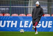 Marco Rose beim RB-Training. - Jan Woitas/dpa
