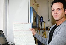 Lipper schreibt Programm f&uuml;r die H&uuml;hner-Mast - Schieder-Schwalenberg