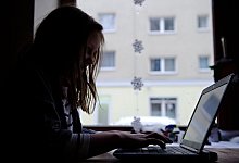 Nach dem Tod eines Netflix-Stars will Japan gegen Cyber-Mobbing vorgehen. - picture alliance / Nicolas Armer/dpa