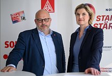 Peilen Pilotabschluss an: Daniel Friedrich und Lena Ströbele - Izabela Mittwollen/dpa