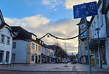 Kreuzung Breite Stra&szlig;e Blickrichtung Langenbr&uuml;cker Tor - 1 - Raffael Giebel
