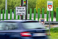 Grenzverkehr zwischen Bayern und Tschechien - Foto: Armin Weigel/dpa