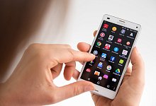 App-&Uuml;bersicht auf einem Smartphone - Foto: Andrea Warnecke/dpa-tmn